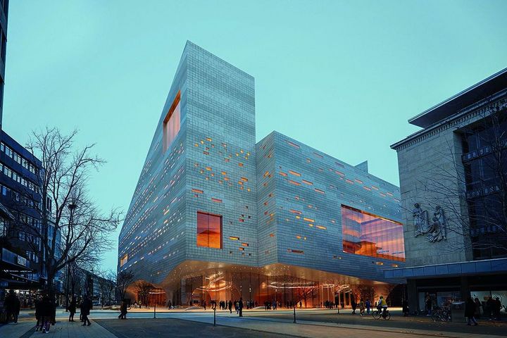 Snøhetta-Entwurf für das Opernhaus am Wehrhahn Außenvisualisierung des geplanten Opernhauses der Zukunft am Wehrhahn in Düsseldorf nach dem Siegerentwurf von Snøhetta.