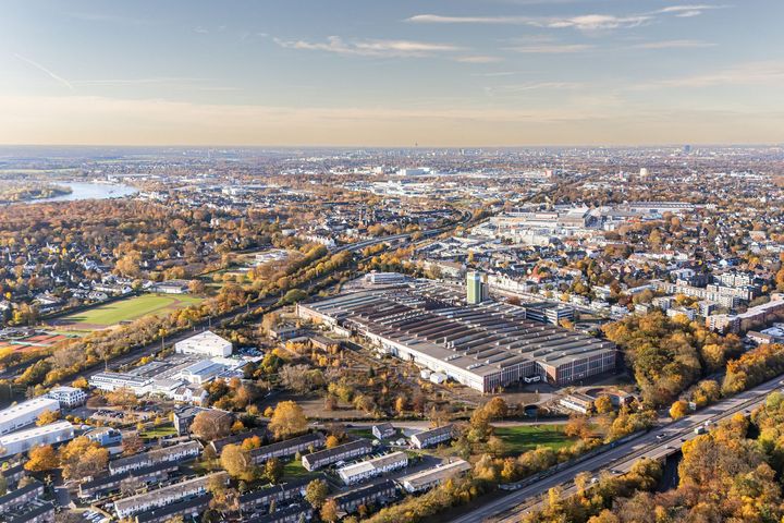 Luftaufnahme des Entwicklungsgrundstücks in Düsseldorf-Benrath / Foto: Ralf Baumgarten Luftaufnahme des Entwicklungsgrundstücks in Düsseldorf-Benrath / Foto: Ralf Baumgarten